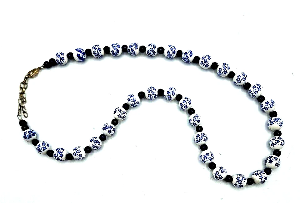 Collar de moda con cuentas de porcelana diseños florales azules de 24 pulgadas Foto 4 de 4