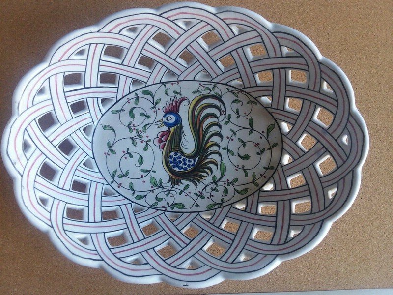 Outeiro-Acueda Portugal Rooster Lattice Bowl