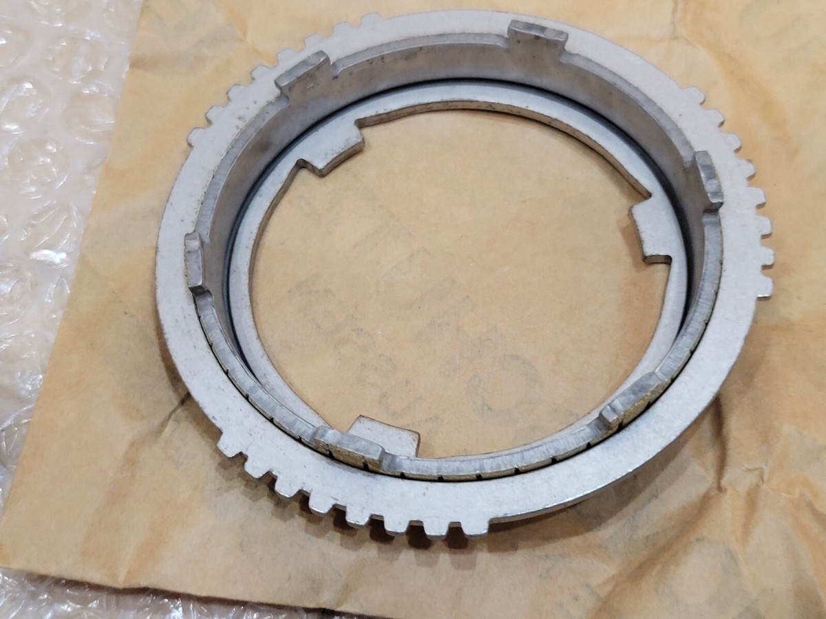 Genuine Ford Focus Ford C-Max Ring Syncronizer 1826664 366R-7A789  
