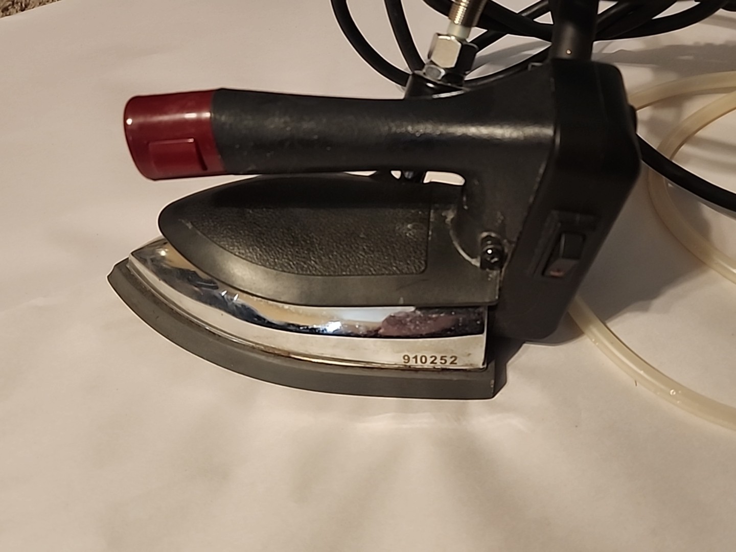 Hot-Steam SGB-900 120V/1000W Gravity Water Fed Iron (Iron Only)