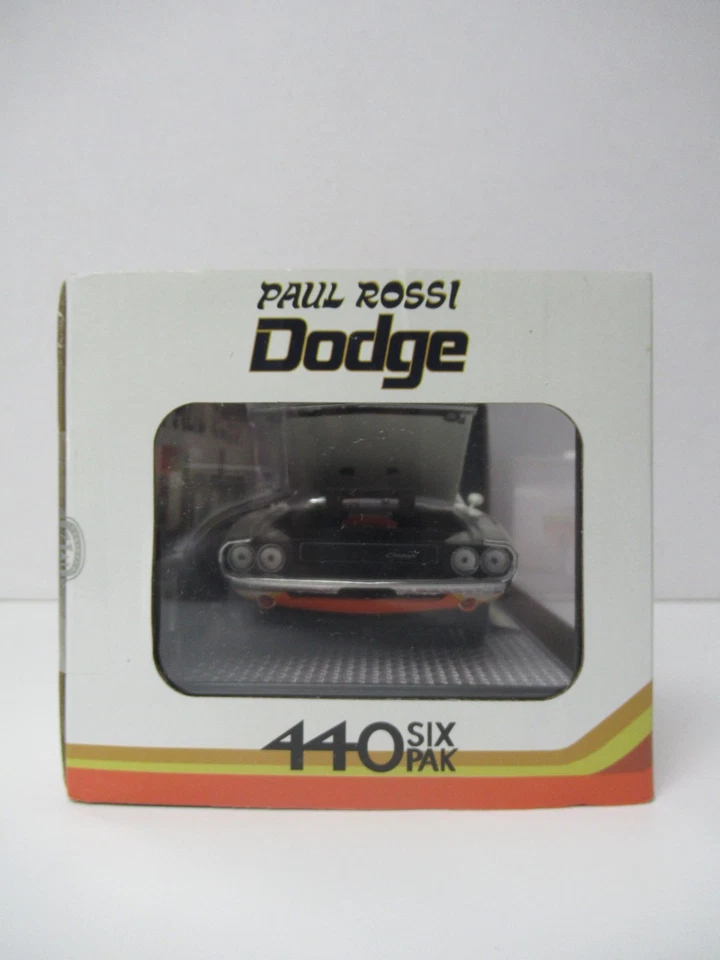 M2 Machines Paul Rossi 1970 Dodge Challenger T/A Drag Car R132 25-01 1:24 Scale - Image 3 of 4