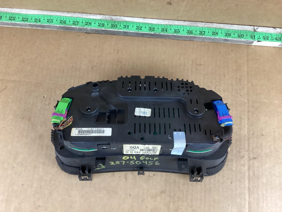 Cuadro de instrumentos velocímetro Volkswagen Golf 1999-2005 kilometraje desconocido Foto 3 de 4