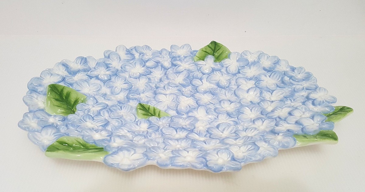 Williams Sonoma Figural Hydrangea Platter 15.5