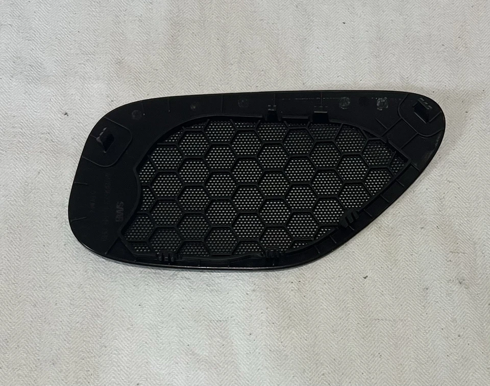 SAAB 9-3SS RIGHT SIDE DASH SPEAKER COVER GRILL RHD 12788673 - Image 2 of 3