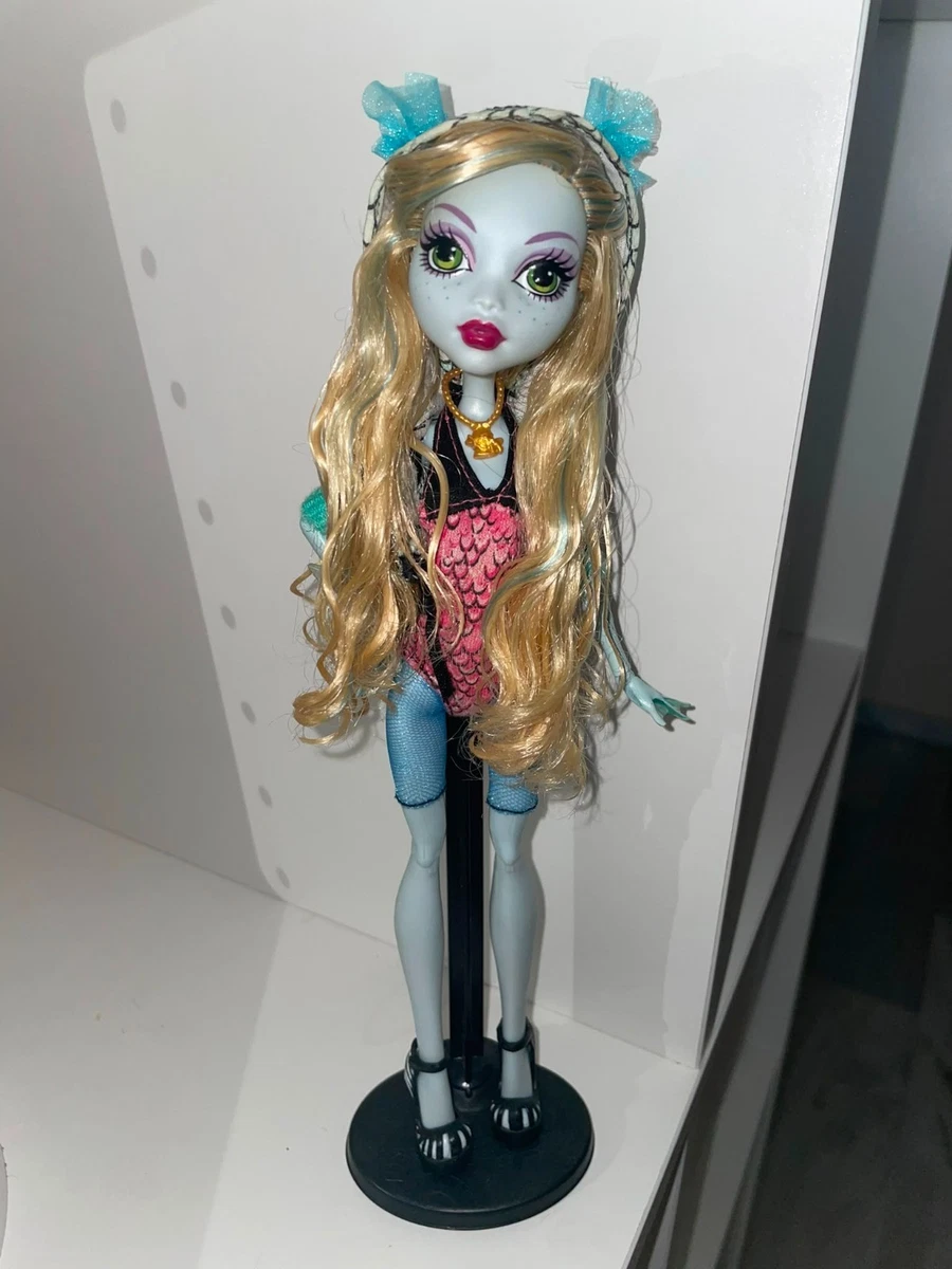 Monster High Lagoona Blue First Wave 2010 (elastic hips)