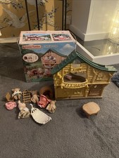 Sylvanian Families Lakeside Lodge 5451 Figure Toy