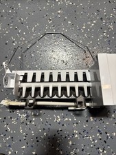 Whirlpool Refrigerator Ice Maker Assembly W11592795 Used Tested 