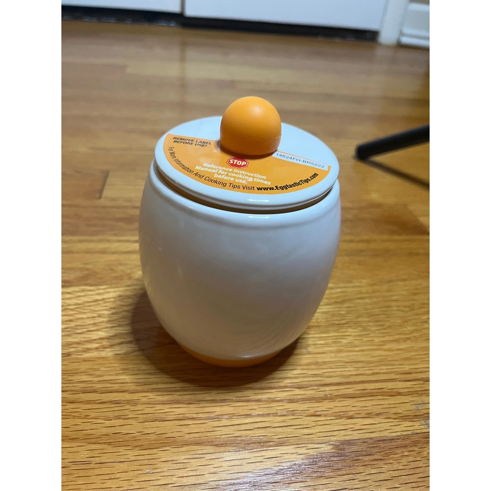 Eggtastic Egg Cooker Steamer White Orange Top Ceramic New No Box