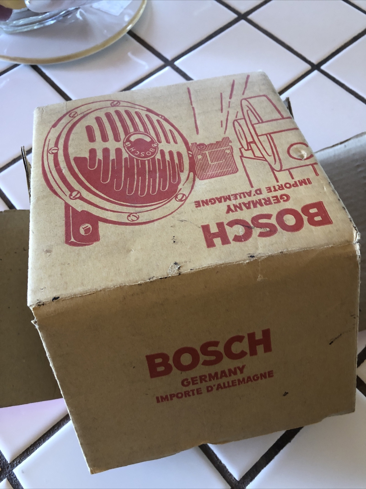 BOSCH HORN VINTAGE NOS  006 MERCEDES BMW FERRARI PORSCHE 280 230 250 SL RARE NEW