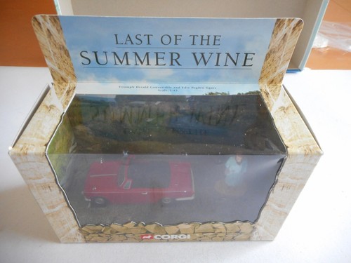 Corgi CC01601 Triumph Herald Con & Figure Last of The Summer Wine 1:43 + Box - Picture 11 of 12