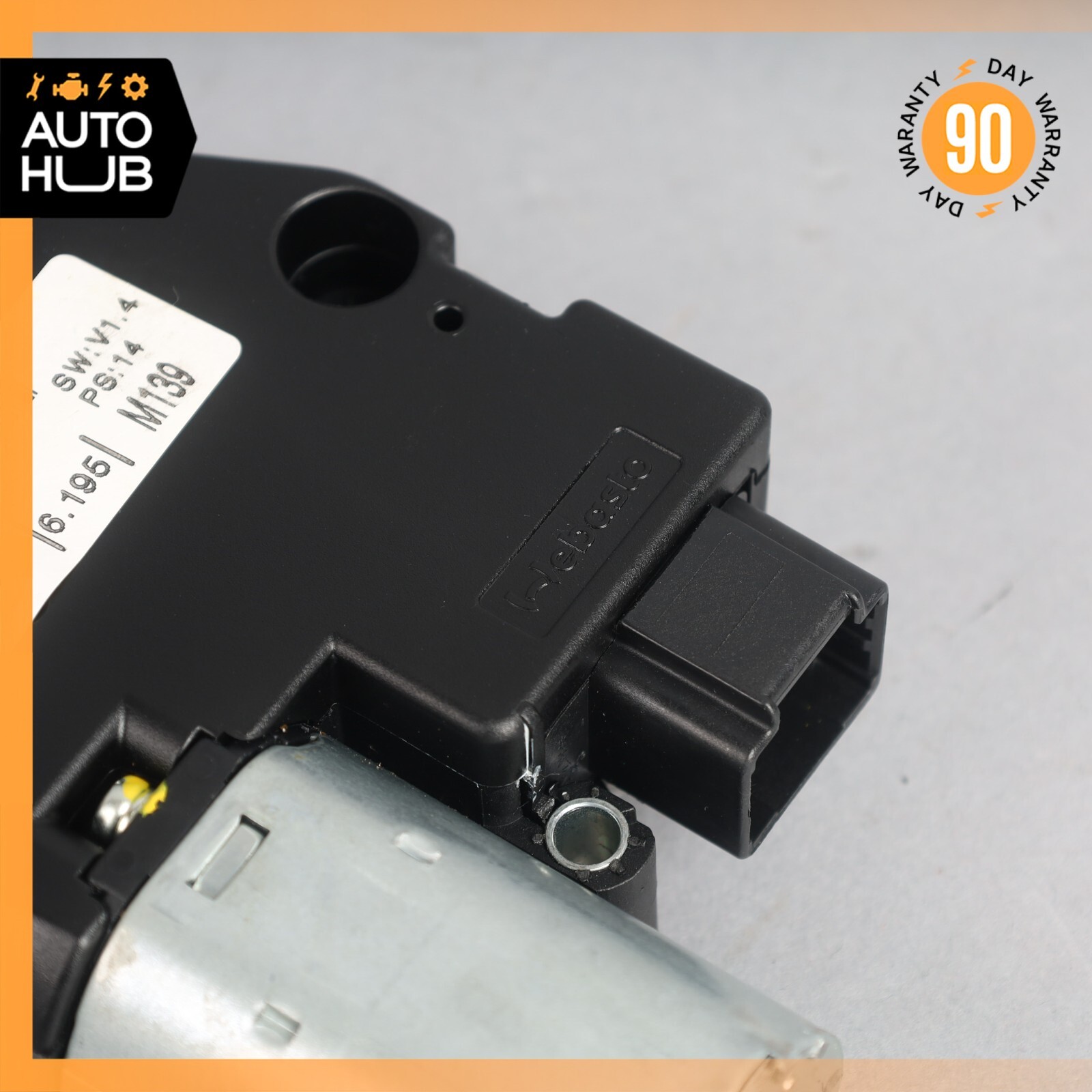 03-13 Maserati Quattroporte M139 Sunroof Sun Roof Motor 6117026 OEM