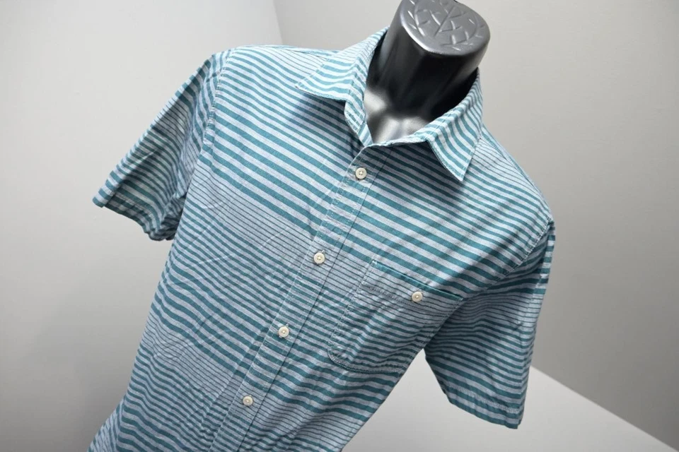 North Face Camp Shirt Striped Short Sleeve Hiking Pocket Button Up Mens Medium - Image 4 of 4