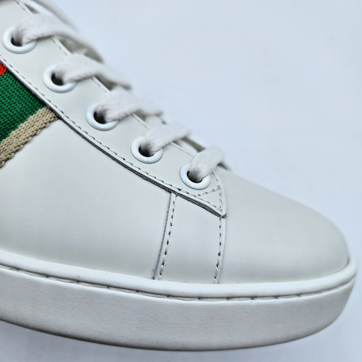 GUCCI　スニーカー　GG　ホワイト　371/2 Men's Gucci 2.0 sneaker in white and grey mesh and leather | GUCCI® US