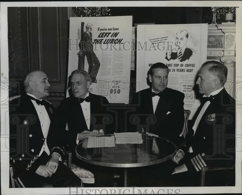 191 Press Photo New York Social leaders at National Defense dinner NYC