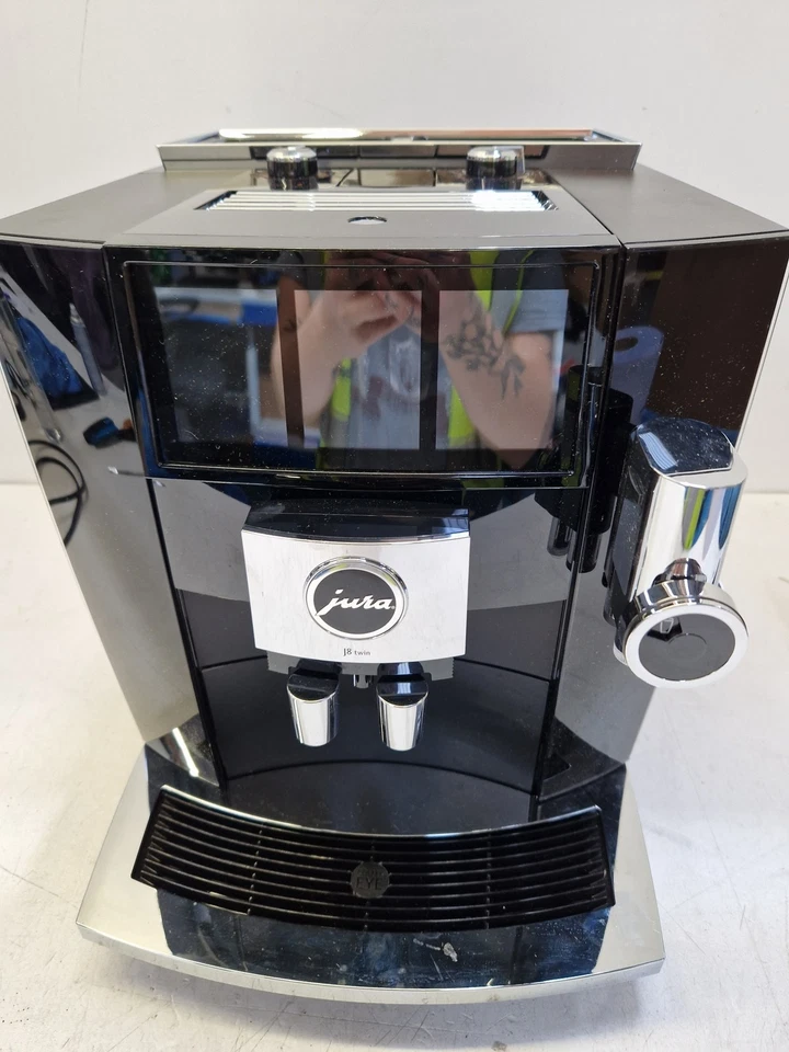 JURA Jura J8 Twin Smart Bean Coffee Machine - Black [Marked/Missing Items], photo 2 of 5