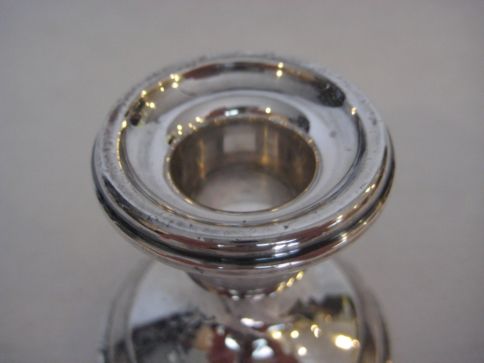 RARE VINTAGE PILGRIM STERLING SILVER WEIGHTED CANDLE HOLDER, 2 3/4" T