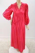 Vintage Miss Elaine Robe Medium Glossy Red Nylon Long Sleeve House Coat