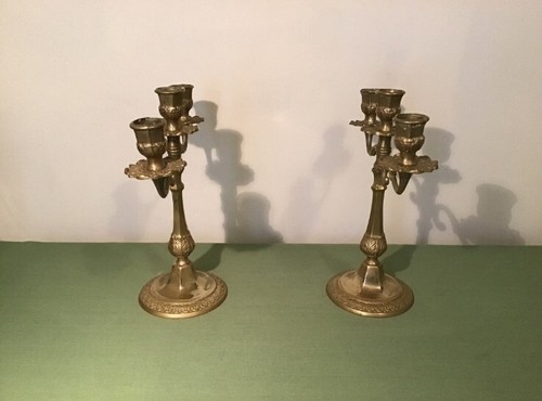 French vintage pair of solid brass triple candlestick holders - 第 4/10 張圖片