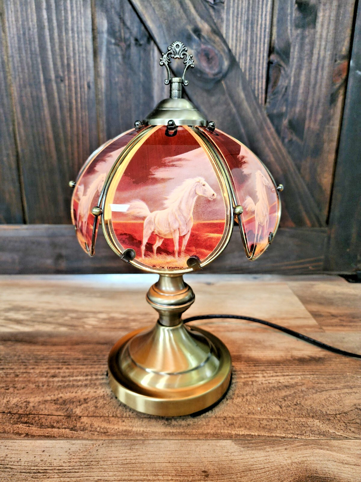 Vintage Ok Lighting Touch Lamp | White Horse | Adjustable Panels | 3 Settings
