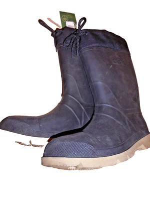 New~Men s Size 13 - Kamik Forester Insulated Waterproof Rubber Boots Black
