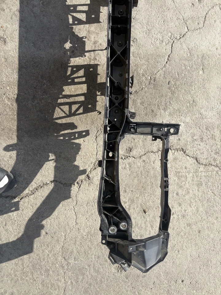 2015-2023 Dodge зарядное устройство R/T 5,7 л HEMI радиатор основной поддержки OEM передний верхний - Изображение 3 из 4