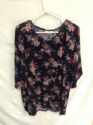 Bobbie Brooks super soft black floral top size 2X