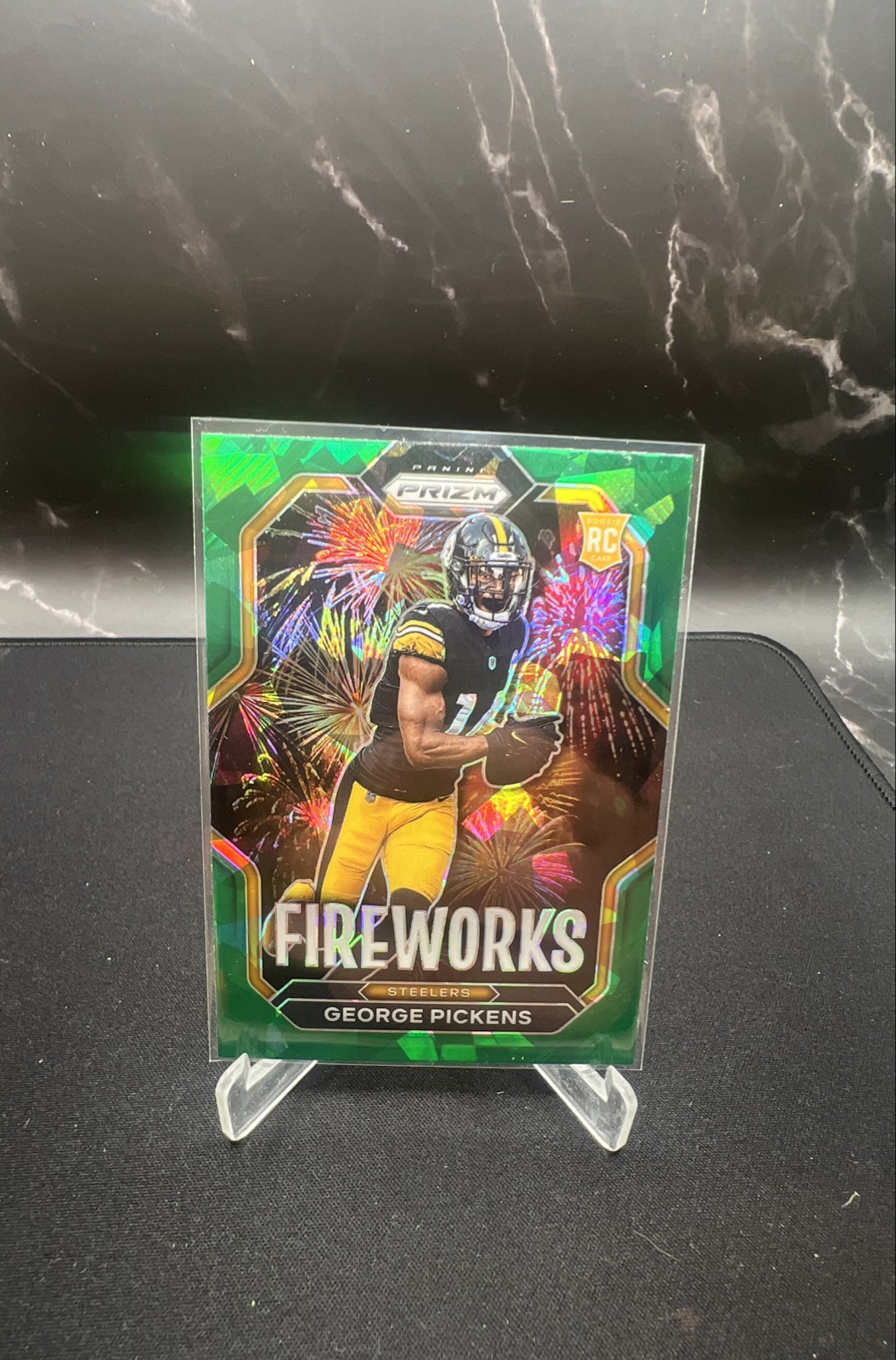 2022 Panini Prizm - Fireworks George Pickens #F-22 Green Ice Prizm (RC)