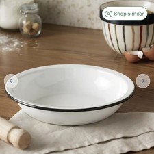 Crofton Chef's Collection cast iron pie dish