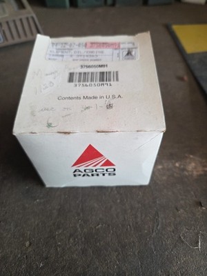 AGCO Massey Ferguson Oil Filter 3756050M91 NOS with Socket Adapter Genuine OEM
