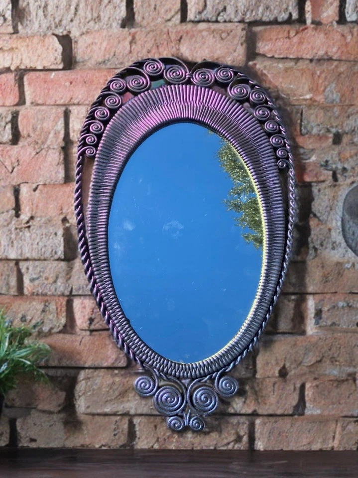 Винтажное меняющее цвет фиолетовое зеркало для туалетного столика из искусственного ротанга с павлином и древесиной  - Изображение 3 из 4