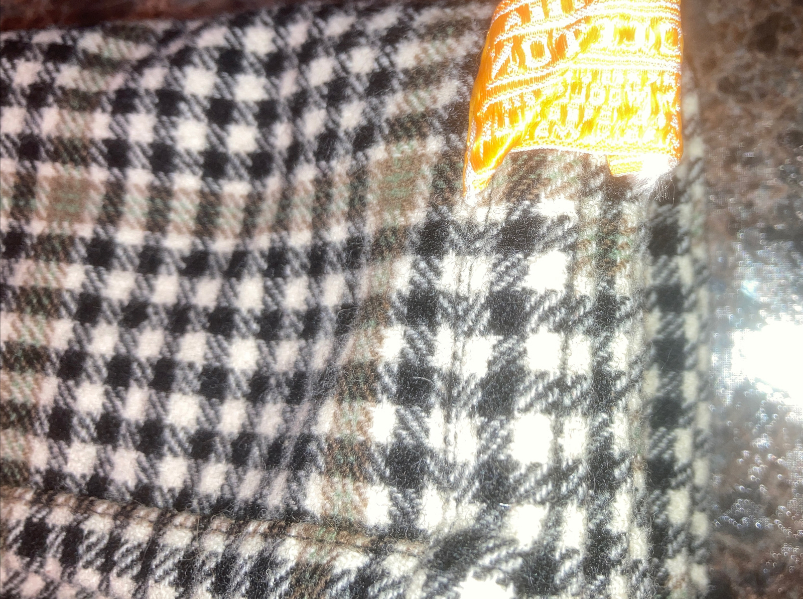 Picture 2 of 4