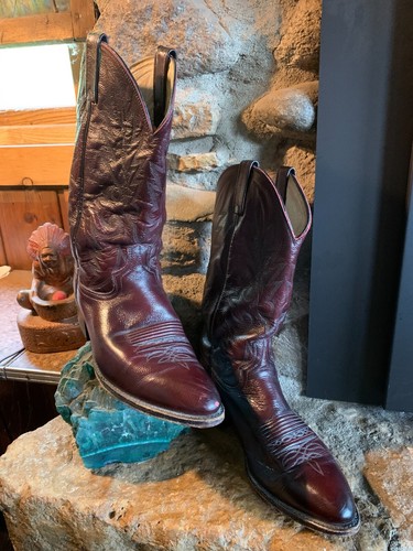 11d cowboy boots size