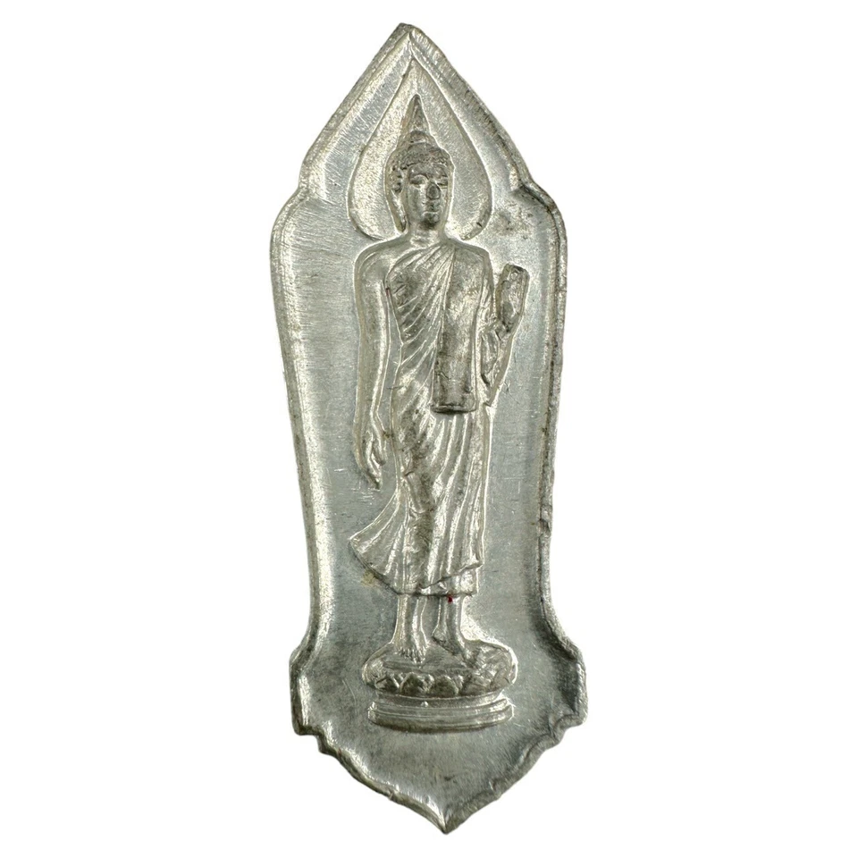 Amuleto Buda amuleto, siglo 25 budista, hecho de metal Foto 2 de 3