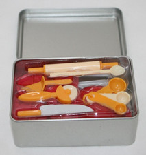 Smart Lab Toys 17 Pieces Tiny Bakeware Cooking Kit Mini Foods  Book STEM NEW