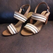 Coach Women's Princeton Heel Sandals A01763  9.5B FLAWED NWOT brown chunky heel