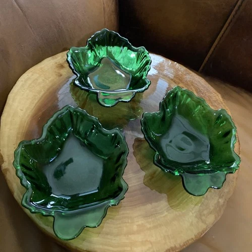Vintage Anchor Hocking Emerald Green Set of 3 Candy Dishes /Bowls