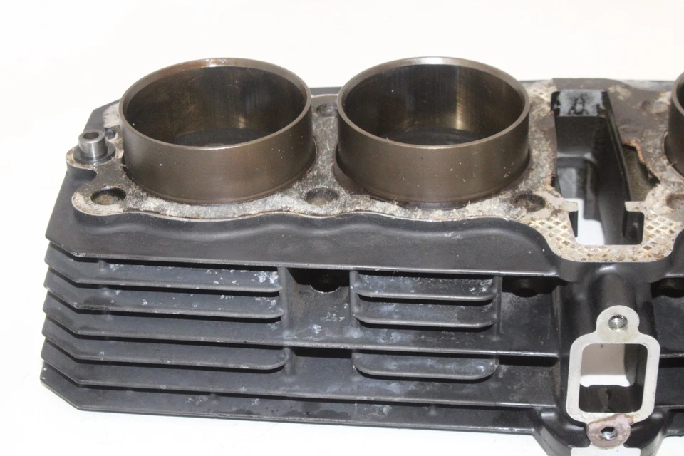 Kawasaki KZ750N 1982 OEM MOTOR PISTÓN CILINDROS BLOQUE JARRA Foto 2 de 4