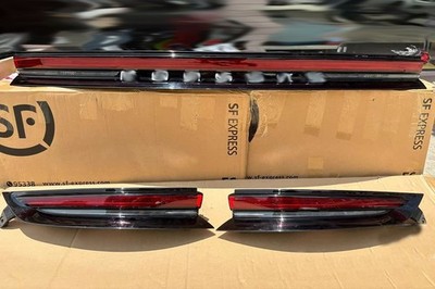 perfect！for 2024-2025 PORSCHE PANAMERA 976 REAR TAILLIGHT 1 SET EU genuine OEM