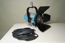 ARRI L5-C LED RGB W Fresnel Light Kit Barndoors ARRI TRUE1 Power Cable