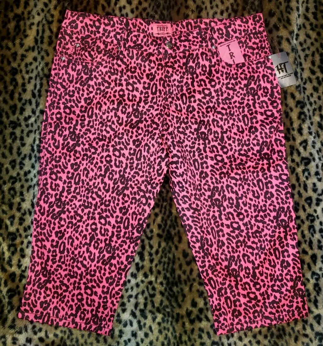 VINTAGE TRIPP NYC Capri Jeans 15 PANTS Neon Pink LEOPARD NWT VINTAGE TRIPP NYC Capri Jeans 15 PANTS Neon Pink LEOPARD NWT
