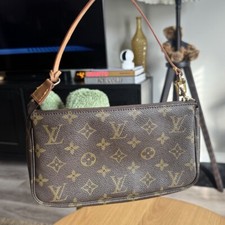 Auth Louis Vuitton Monogram Pochette Accessoi...
