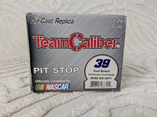 Team Caliber Pit Stop NASCAR #39 Kurt Busch Penske 1:24 Scale Ford Die cast NIB - Picture 4 of 12