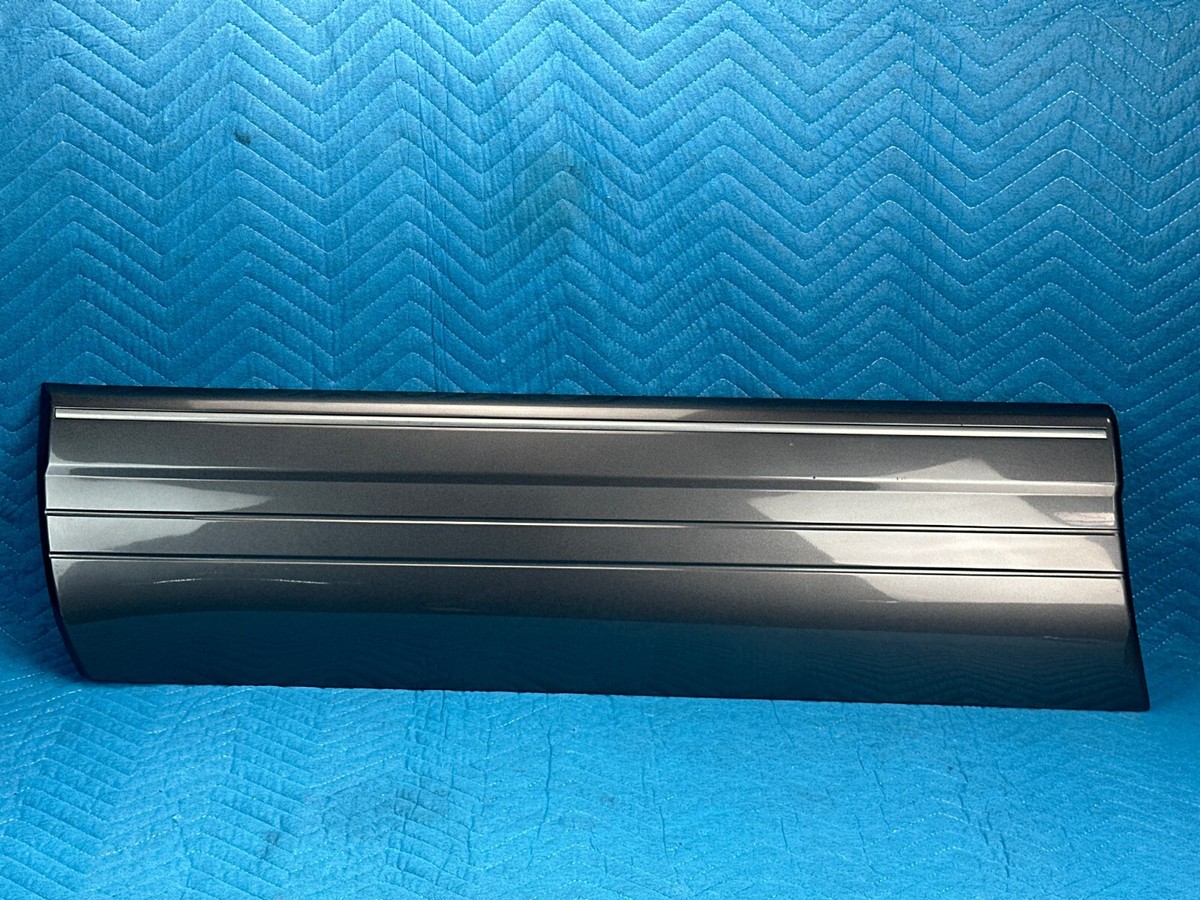 Lexus LX470 Front Driver's Door Moulding Cladding Black:202 1998