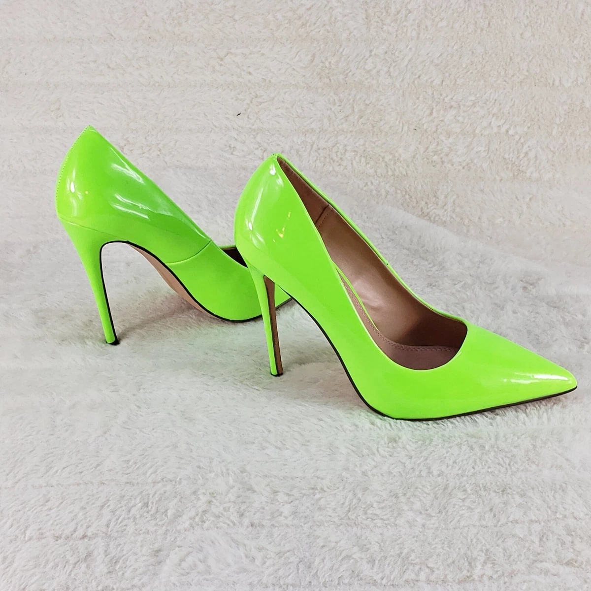 Neon green pointy toe clearance heels