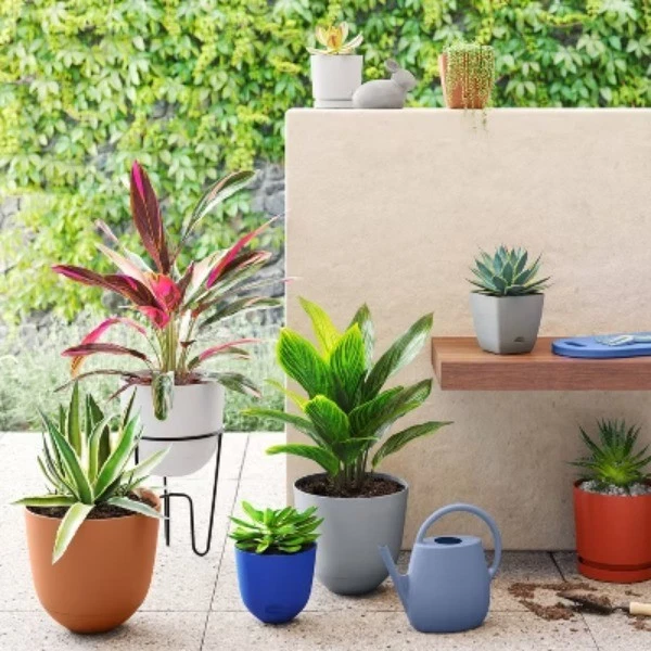 Maceta de plástico para interiores y exteriores - Room Essentials™ Foto 2 de 4