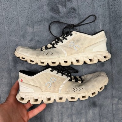 On Running Cloud X Ivory Black Womens Training Shoes Size 8 Low Top Sneaker