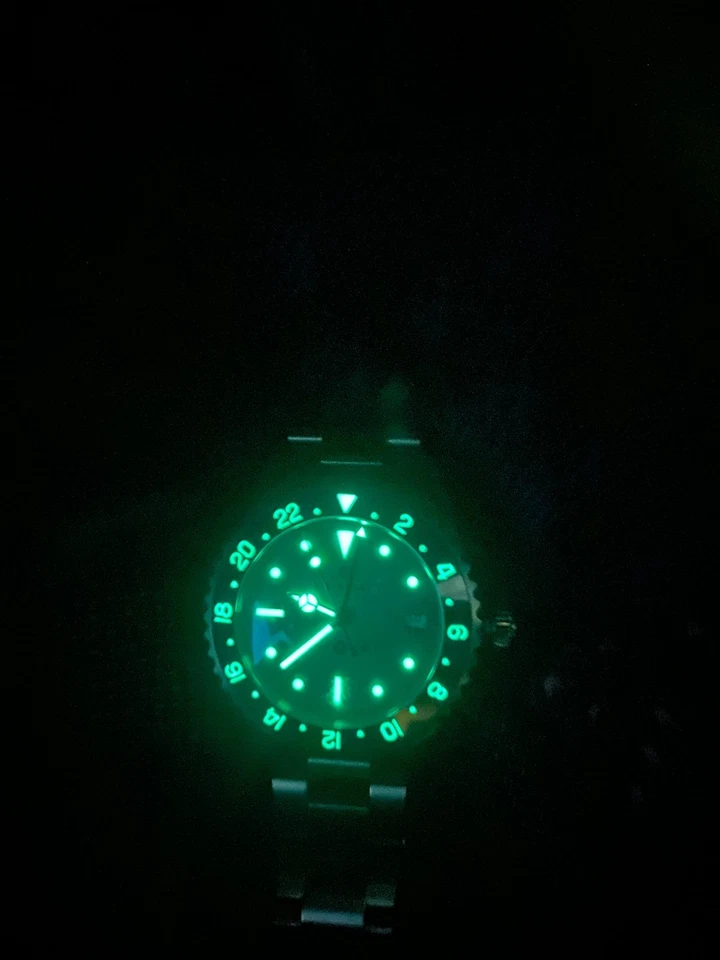 Steinhart Ocean 39 Vintage Yes, 39MM!! Impossible to find anywhere!! - Image 3 of 4