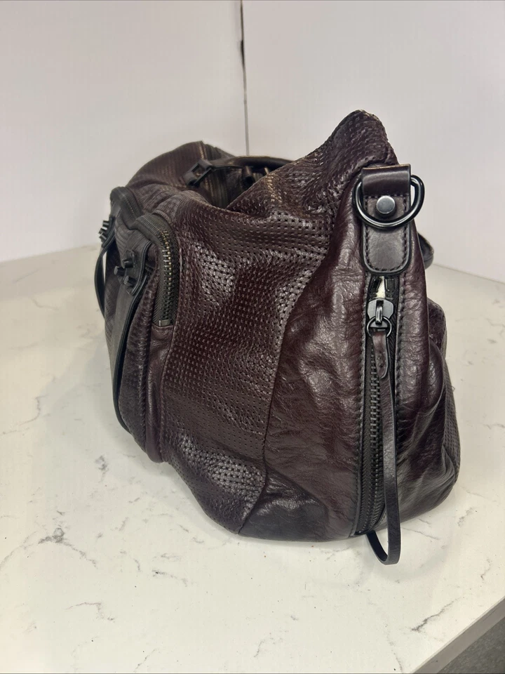 She + Lo 黑色穿孔 100% 皮革流浪汉可调式单肩包手提包 — 第 3/4 张图片