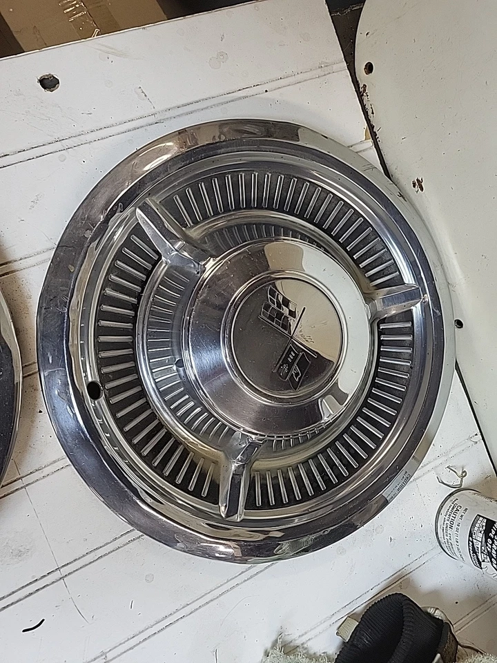 1958 Impala Chevrolet Hubcap - Image 3 of 4