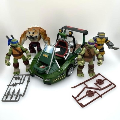 TMNT Actionfiguren Set mit Turtle Buggie, Metallkopf & Dogpound, Waffen